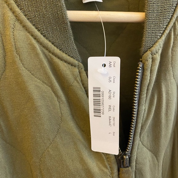 Mens J Crew Bomber Jacket, Army Green - Picture 2 of 4